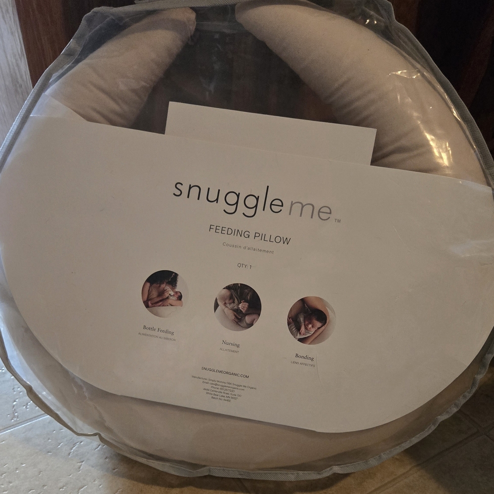 Snuggle Me Feeding Pillow - Soft Pink
